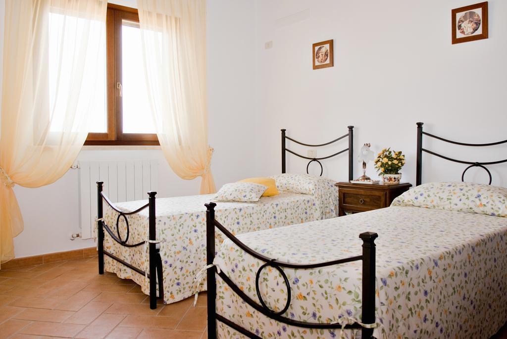 Agriturismo Colle D' Oro Pescia Romana Pokoj fotografie